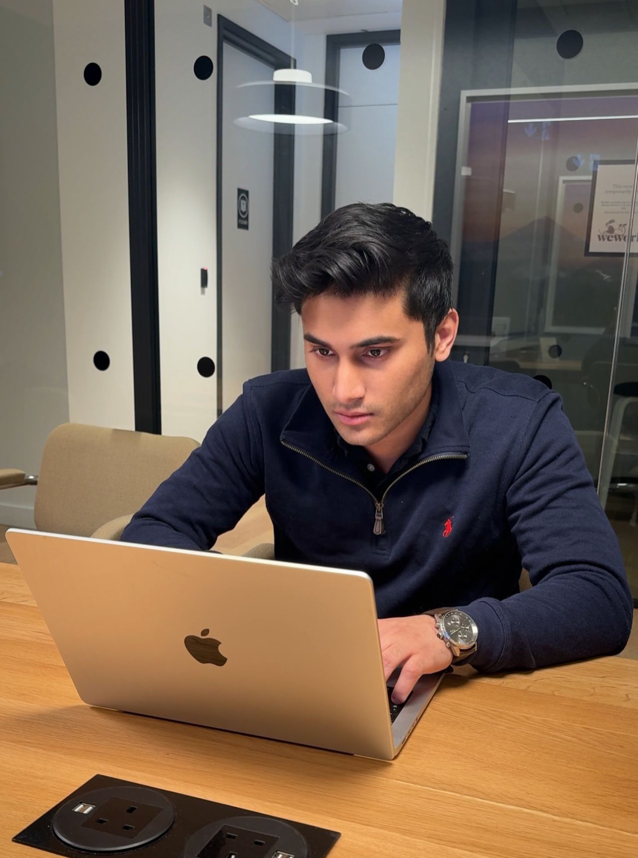 Farhoon Asim Reviews: Is He Legit or Should You Avoid Him?